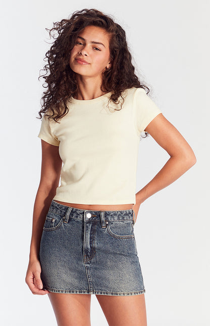 Chic Twist Denim Skirt