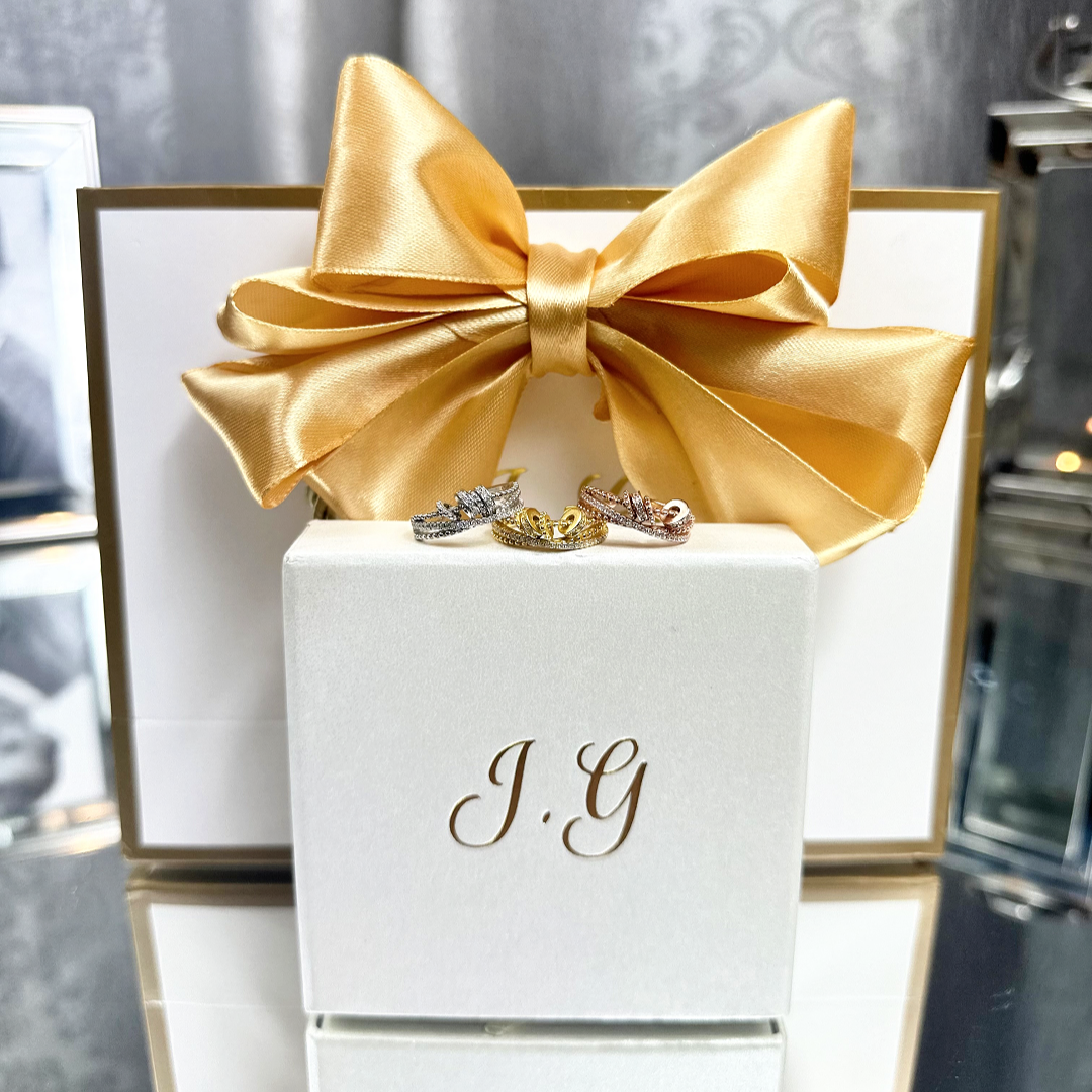 Altura™ Serenity Spinner Ring Set