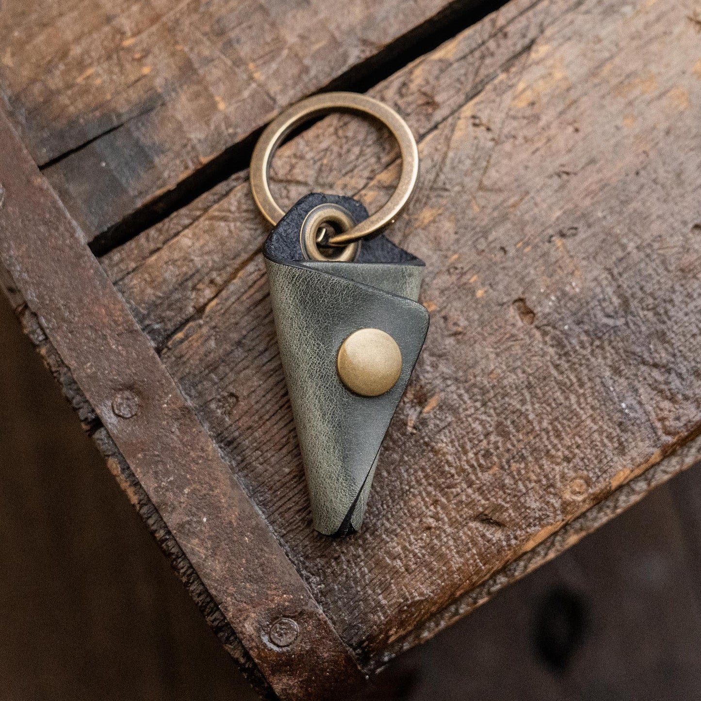 KeyWrap Leather Key Organizer™