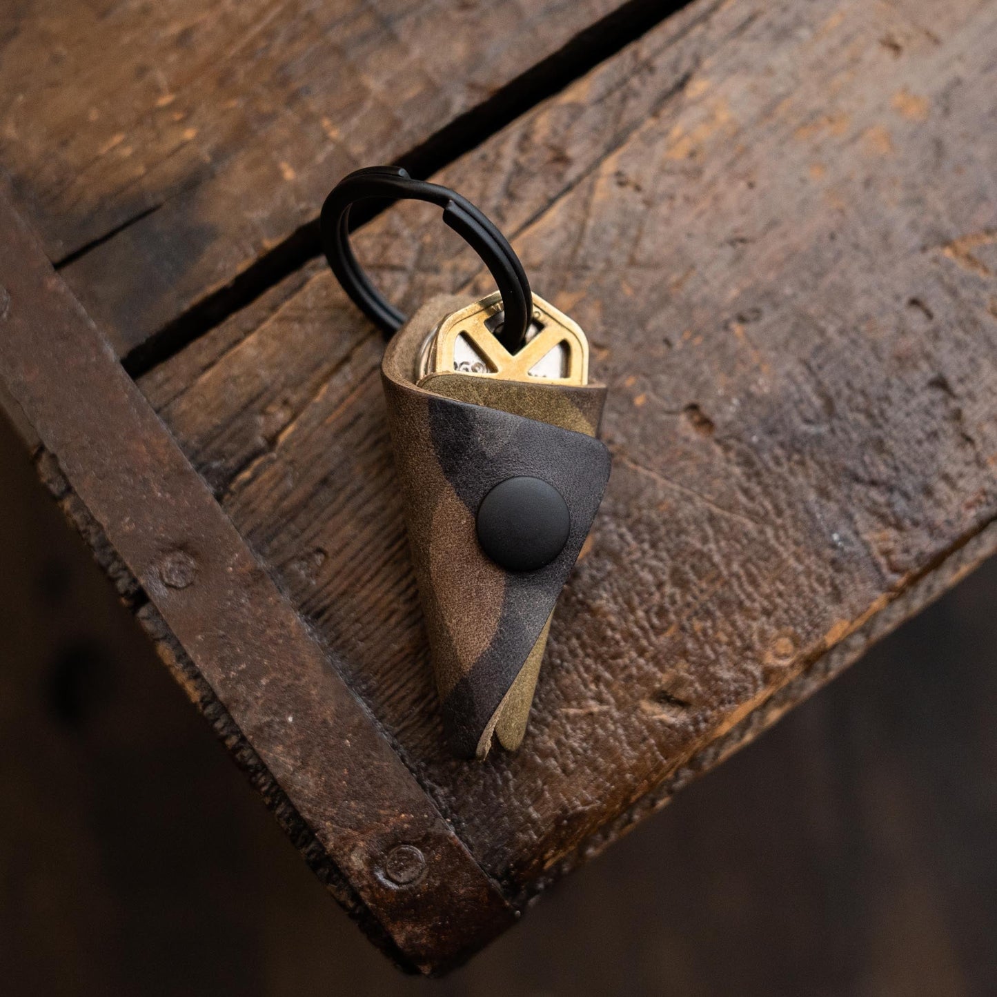 KeyWrap Leather Key Organizer™