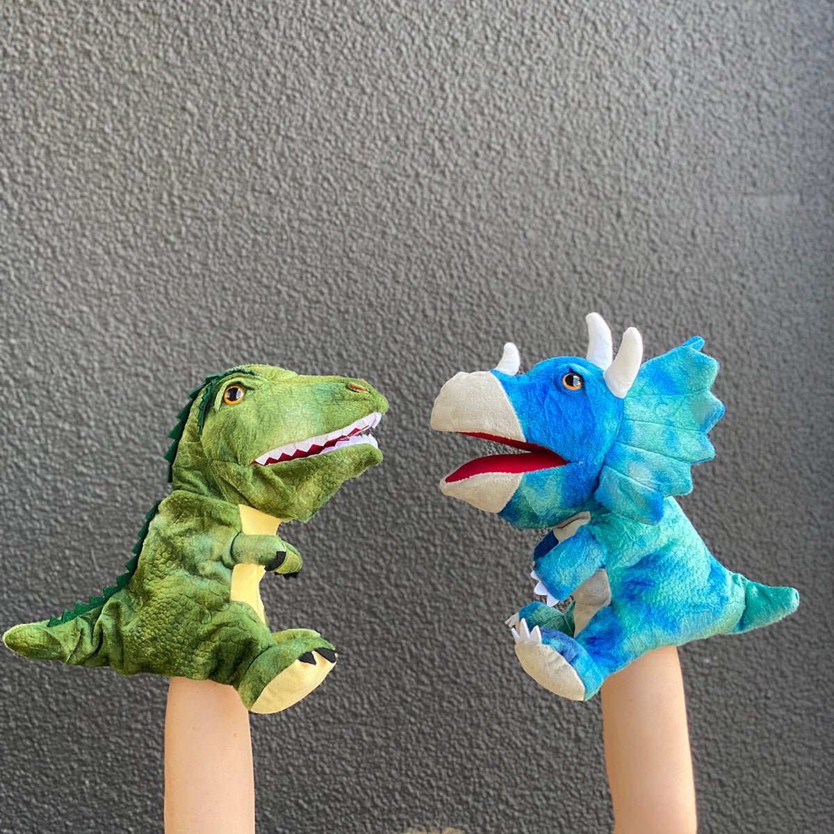 Dinosaur Hand Puppet Triceratops | Johnco - Lucas loves cars